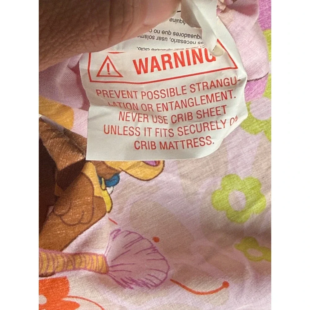 Dora the Explorer Perrito Puppy Toddler Crib Fitted‎ Sheet Pink Purple Floral